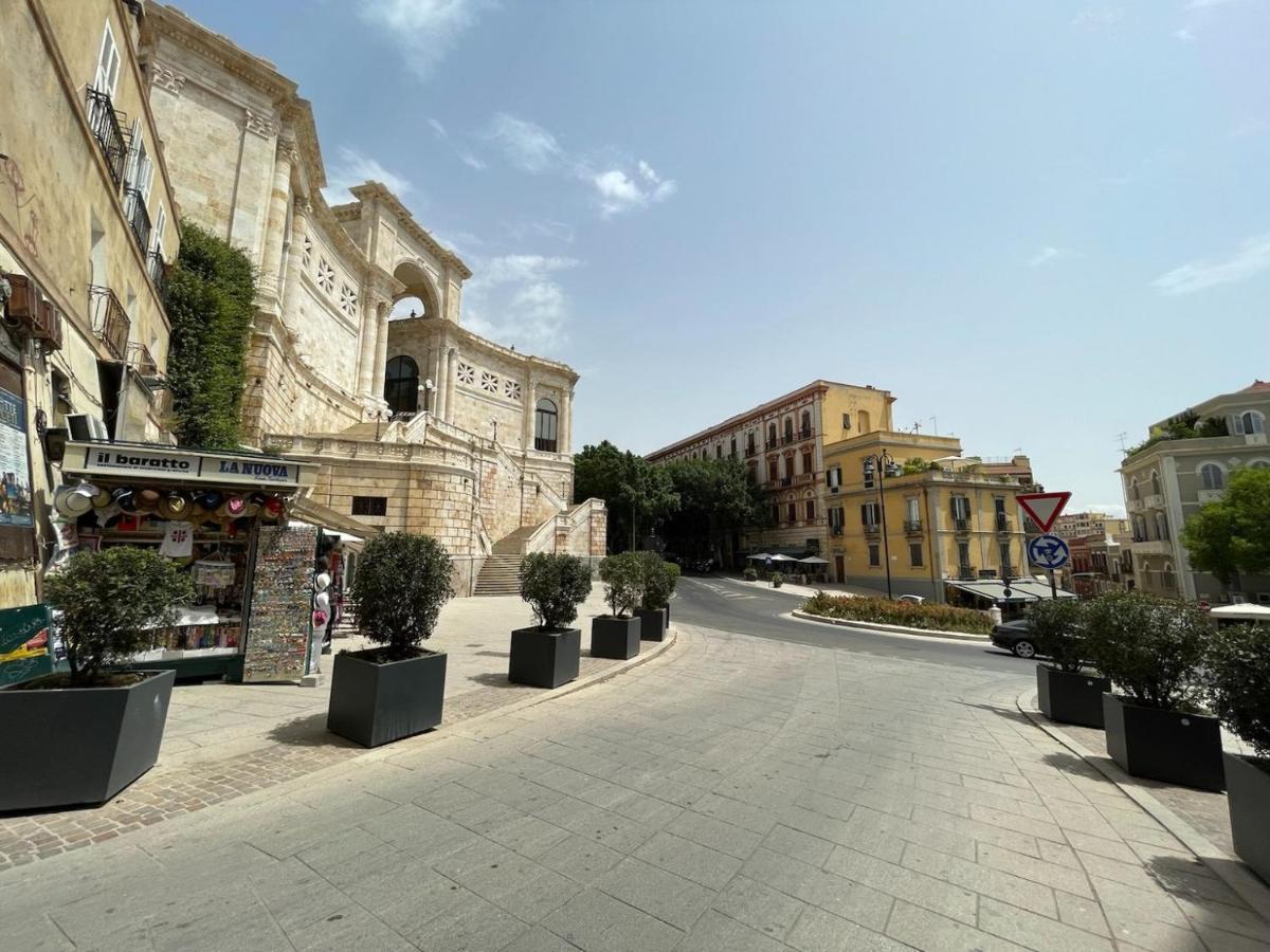 La Terrazza Sul Corso - Premium Apartment 卡利亚里 外观 照片